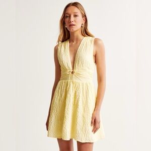 NWT Abercrombie Womens tie front textured mini dress, size small